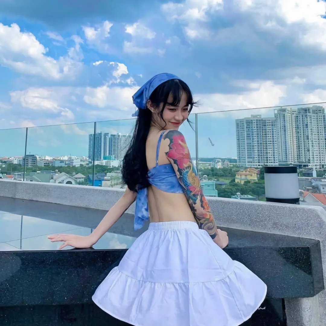 锦衣之下